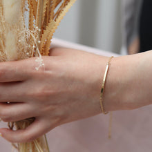 Load image into Gallery viewer, Crescent Bar Bracelet