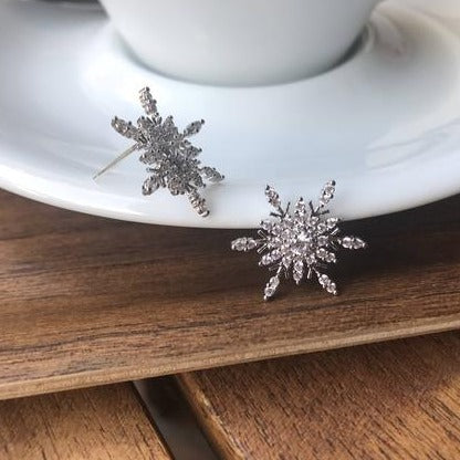 Cubic zirconia hot sale snowflake earrings