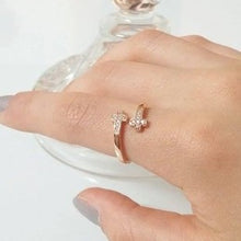 Load image into Gallery viewer, Criss Cross Ring - Origami Jewels