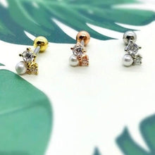 Load image into Gallery viewer, Pearl Geometric Earring, pearl cartilage earring, dainty tragus labret, tiny cluster threadless pushback helix earring, cluster pearl studs