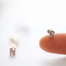 Load image into Gallery viewer, Tiny Name Cartilage Threadless Labret, alphabet tragus earring, mini letter Tragus earring, word earlobe, trendy birthday bridesmaids gift