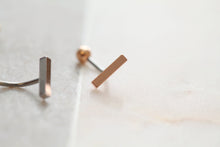 Load image into Gallery viewer, NEW! || Small Bar Navel Ring, Floating Belly Ring, dainty bar navel ring, gold bar belly rings, simple belly rings, dainty belly jewelry