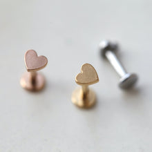 Load image into Gallery viewer, 16g Heart flat back earring, Internally threaded reversible tragus stud, circle labret earring, conch stud, trendy forward helix piercing