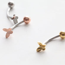 Load image into Gallery viewer, NEW! || 3D Butterfly Navel Ring, Floating Belly Ring, dainty navel ring, small butterfly whimsigoth belly rings, simple gold body jewelry