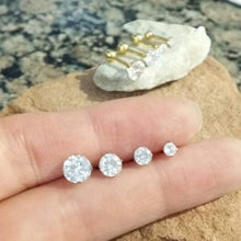 Load image into Gallery viewer, 16g Clear Stone Earring - Origami Jewels