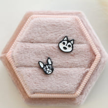 Load image into Gallery viewer, French Bulldog Threadless Pushpin • Husky Cartilage Earring • Dog Dainty Tragus Labret • Cute Puppy Conch Piercing • Small Screwback Stud