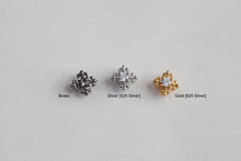 Load image into Gallery viewer, 925 Silver Medieval Cross Stud • Armor Conch Earring • 18g Flat Back Tragus • Cartilage Ring • Sterling Silver Cross Threadless Labret