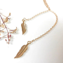 Load image into Gallery viewer, Two Feathers Necklace - Origami Jewels