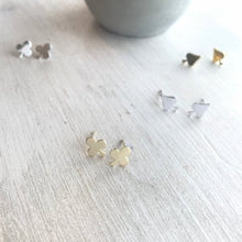 Load image into Gallery viewer, Clover Spade Earrings - Origami Jewels