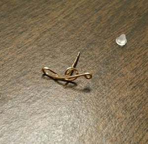 Treble Clef Wire Earring - Origami Jewels