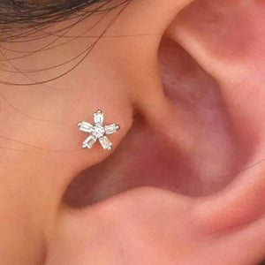 Mini CZ flower tragus earring, cartilage earring, dainty stud earring, elegant conch stud, rose gold flower barbell, ice flower stud earring