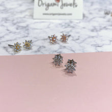 Load image into Gallery viewer, Snowflake Studs - Origami Jewels