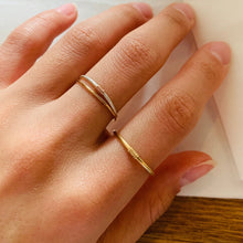 Load image into Gallery viewer, 14k Single Spiral Ring - Origami Jewels