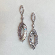 Load image into Gallery viewer, Elegant Bridal Earrings - Origami Jewels