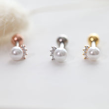 Load image into Gallery viewer, Crown pearl cartilage labret, simple tragus earring, conch threadless flat back, dainty lobe studs, rose gold crystal cartilage piercing