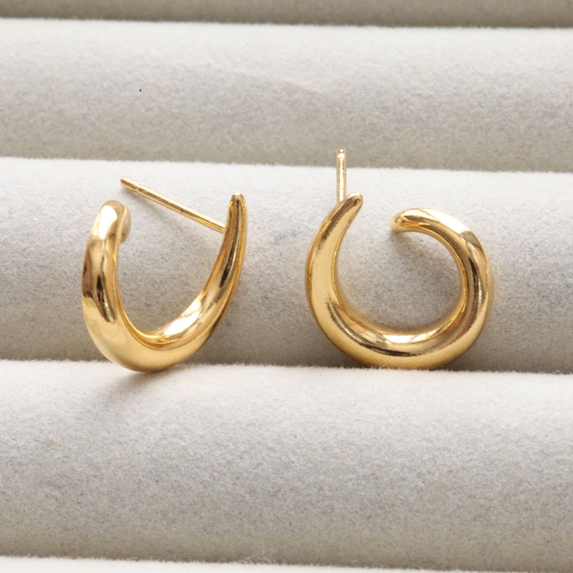 Hand Made Rose Gold Plated Flower Button Earrings - Flower Generation |  NOVICA