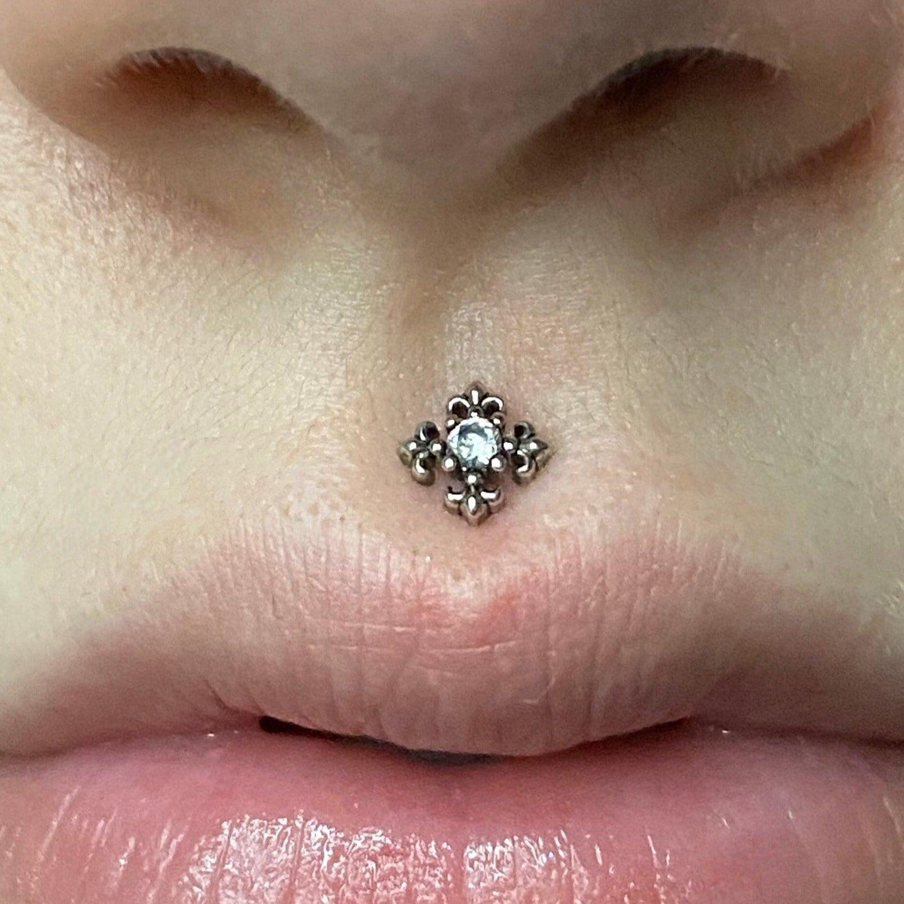 16g Cross Medusa Piercing – Origami Jewels