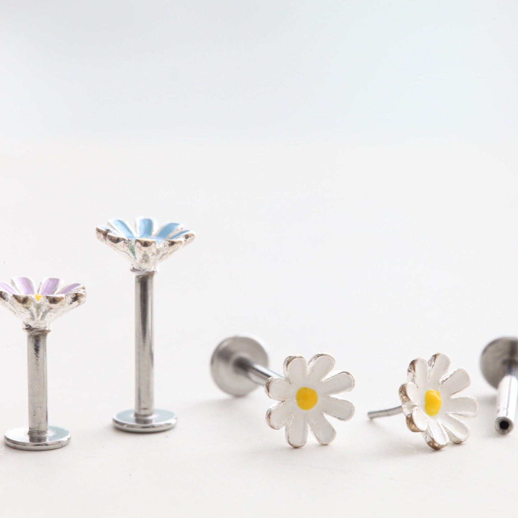 【ARCHIVEPKE】BELL FLAT Flower Threadless Flat back – Origami Jewels